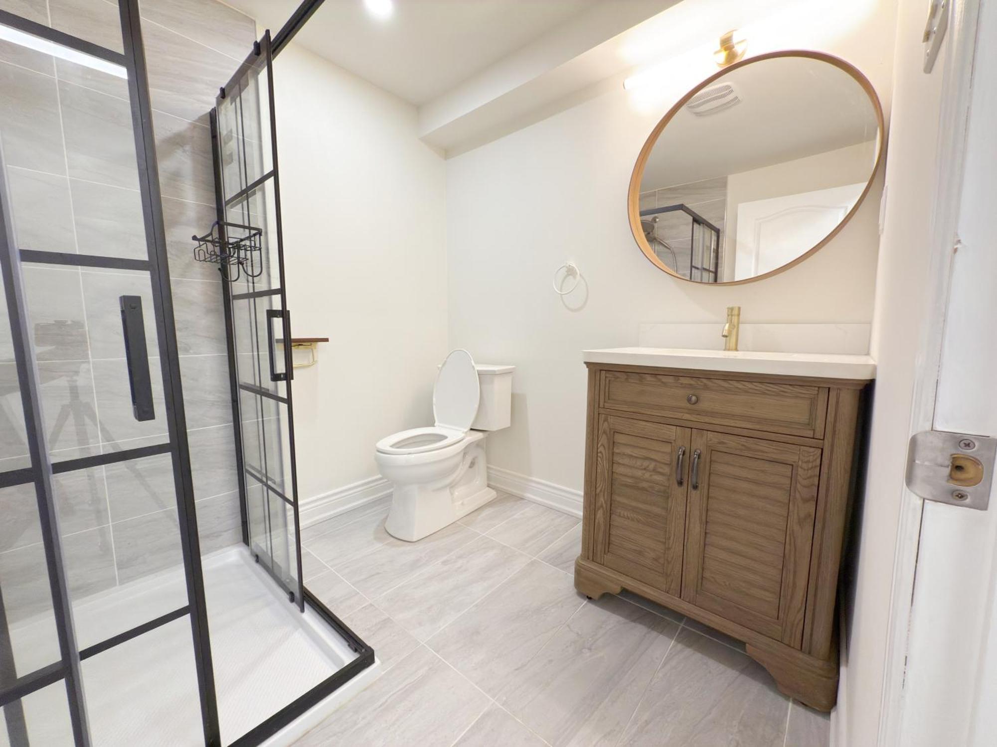Cozy Room With Private Bath Near Don Mills Subway Toronto Ngoại thất bức ảnh
