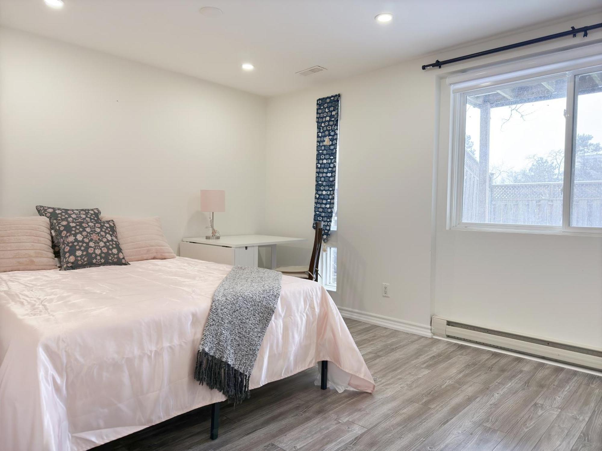Cozy Room With Private Bath Near Don Mills Subway Toronto Ngoại thất bức ảnh